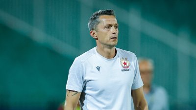Барчовски избухна: "Унижихте Янев!", Данчето Христова скочи на играчите!
