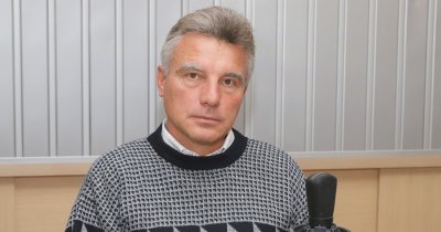 Дебил ли е Иво Христов?