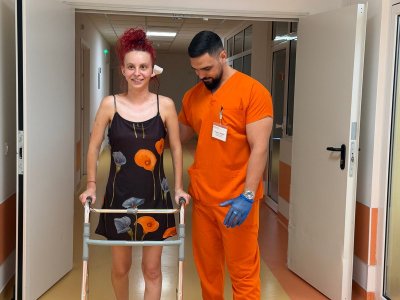 След 10 дни в кома: 20-годишната Кърстин Махитци започва живота си отначало