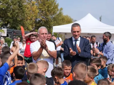 Истерия в Бургас: Стоичков пристига за "Пътят към звездите"