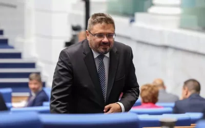 ТОП СЛУХ: Вицето на Йотова ще е Вълчев, ама Кирил