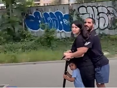 Нагъл циганин на тротинетка: Ще ти го набутам у устата! (ВИДЕО)