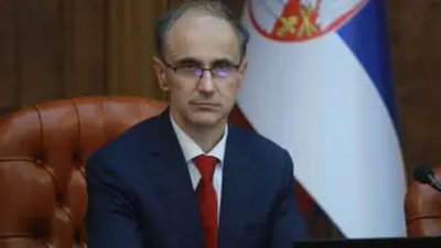 Сръбският премиер предлага разпускане на парламента