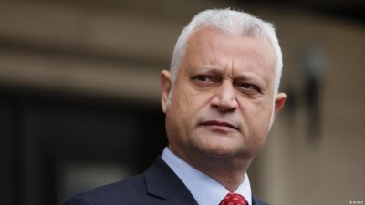 ДаБг подпря Емил Дечев за ВСС