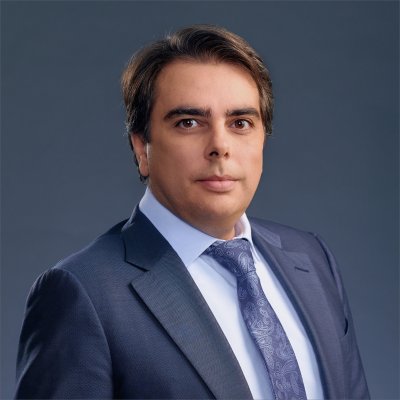 Асен Василев: Правителството няма план, ако КС отхвърли промяната във формулата за МРЗ