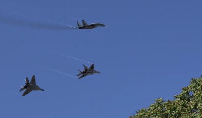 Две наши компании и една полска искат да ремонтират МиГ-овете ни