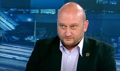 Автоексперт пред Lupa.bg: Радев създава нова пътна агенция за хората си от третия ешелон 