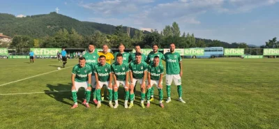 Срамно и скандално: Фенове събират пари за обяд за играчите на Пирин