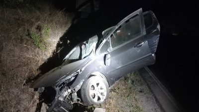 Три момичета пострадаха при катастрофа край Малки чифлик