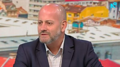Радан Кънев удари приятелско рамо в подкрепа на Гюров и Кандев