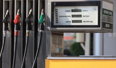 От &bdquo;Възраждане&ldquo; призоваха да се намали ДДС за горивата