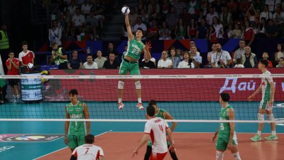След 3 часа битка: България отвя световния шампион Полша с 3:2 гейма 