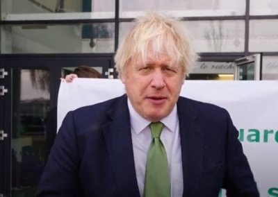 Борис Джонсън е бил в ударения от Русия влак