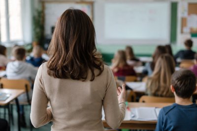 Няма кой да работи: Само в София се търсят 40 учители