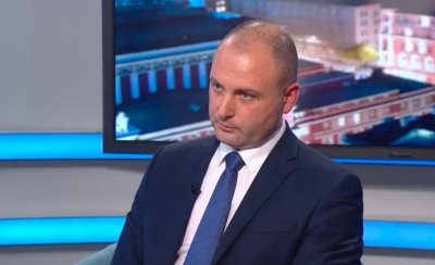 Новият управител отсече: Няма как "Лукойл" да покрива скъпите горива с печалбата си
