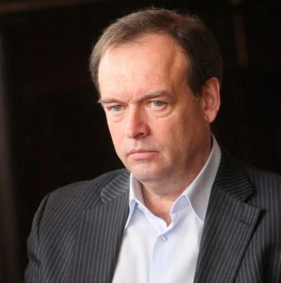 Ето такива са в ИК на Йотова... 