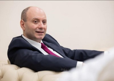 Привикаха в София посланика ни в ОАЕ, за да го уволнят