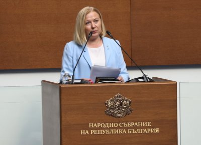 ПБ скри външния министър заради гафа на Йотова
