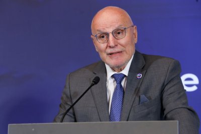 Димитър Радев: Данъкът върху "свръхпечалбата" на банките ще оскъпи кредитите 