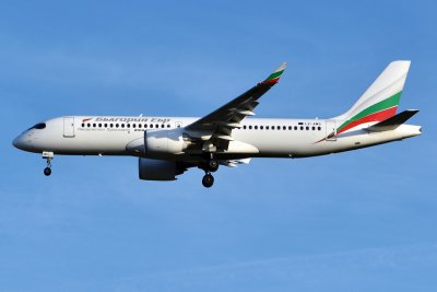 Българска компания влезе в топ 5 на авиокомпаниите в Източна Европа