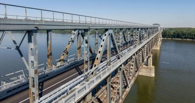 На 27 септември между 11 и 13 ч. спират движението по Дунав мост при Русе