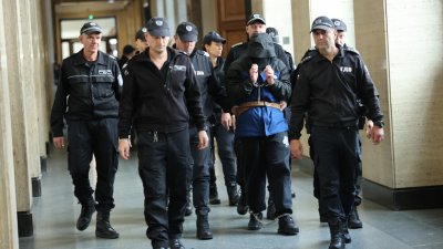 Съдът реши: Прокурорският син остава в ареста до екстрадирането му в Гърция