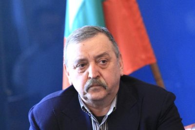 Проф. Кантарджиев с три златни правила за защита от есенните вируси