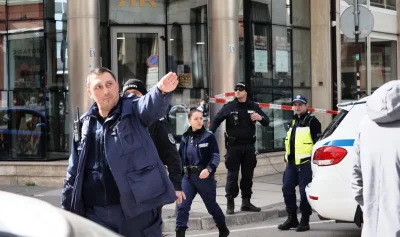 УЖАС: Откриха бомба в Централна поща в София (СНИМКИ)