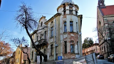 Общината в Пловдив вади 300 бона за Къщата с кулата до Джумаята