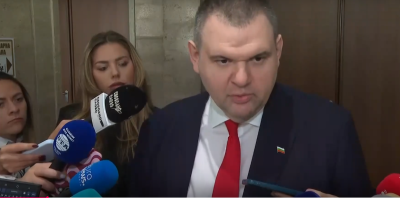 Пеевски: Ако има 36 фактури за мои полети, подавам оставка като лидер на ДПС