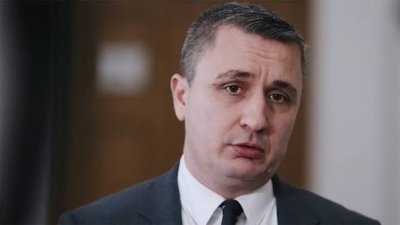 Бивш министър попари надеждите: Няма очаквания външен фактор да успокои цените на горивата