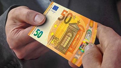 Над 500 хиляди души ще получат по 50 евро коледна добавка