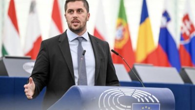 Гръцки евродепутат: Северна Македония е "измислена държавичка", населена с българи и албанци