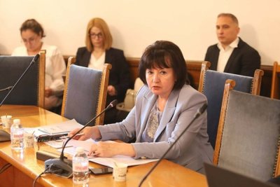 Правната комисия допусна за изслушване всичките 21 кандидати за ВСС