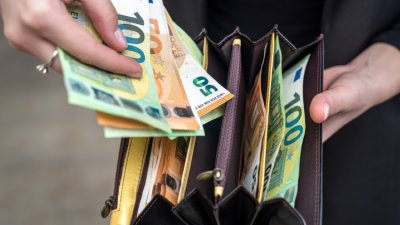 "Тренд": 58% от българите нямат пари за черни дни