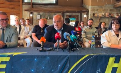 Борисов: Като се върнем, ще продължим да борим контрабандата, за да не ви облагаме туршията и ракията