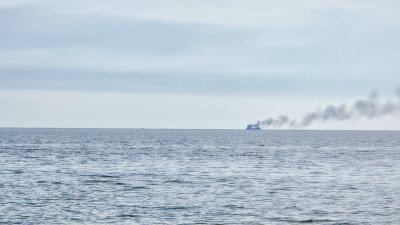 ИЗВЪНРЕДНО: Дронове атакуват търговски кораби близо до Бяла, има загинали 