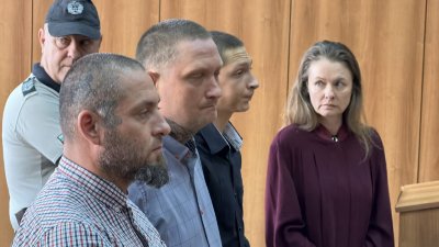 Съдът остави в ареста лидера на неонацисткия клуб "Кръв и чест"