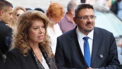 "Тренд": Сигурен балотаж на вота, подкрепата за Йотова - Вълчев е 48%