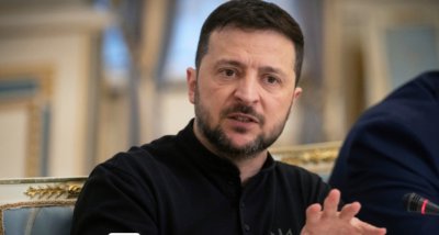 Зеленски гневен: САЩ ни предадоха, ще атакуваме руски рафинерии