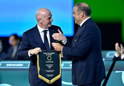 Виктор Монталиани се отказва от битката с Инфантино