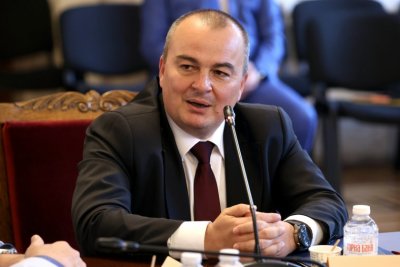 Министър Абровски: Няма отказани кораби за зърно за и от България