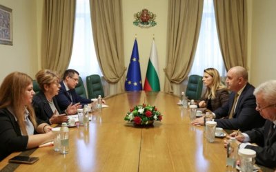 Радев най-после скръцна на Митрофанова: Русия има полза от ударите, абсурд дроновете да са украински