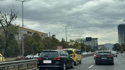 Катастрофа с такси затапи "Цариградско"