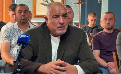 Борисов от Силистра: Българите обедняват всеки ден, източват им парите през горива и инфлация