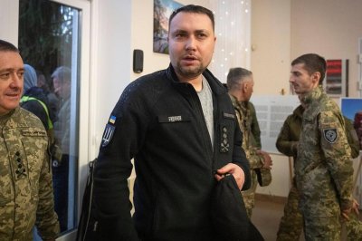 Шефът на кабинета на Зеленски е бил на неофициално посещение у нас
