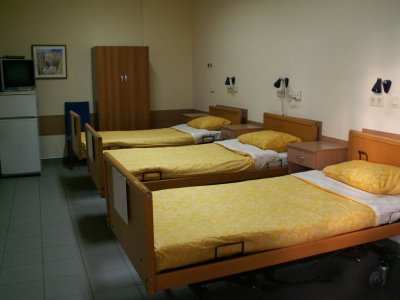 НЕ Е САМО ПИРОГОВ: В много болници ползват едни и същи инструменти