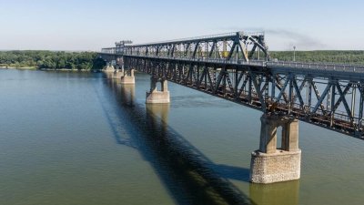 Нови ограничения на Дунав мост при Русе