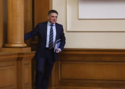 Кирилов предлага на ВСС да освободят съдия Миталов