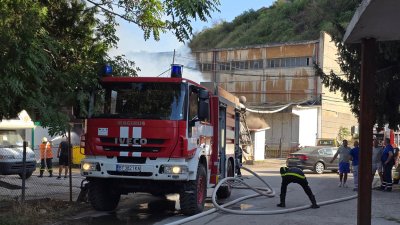 47 пожара са потушени за денонощие със загинал и пострадал